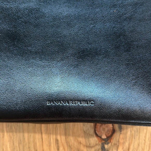 Banana Republic Leather Crossbody - Picture 7 of 7